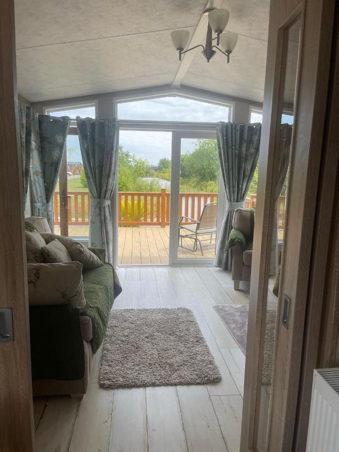 Fern Lodge With Hot Tub Stonham Aspall Exteriör bild