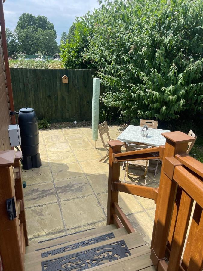 Fern Lodge With Hot Tub Stonham Aspall Exteriör bild