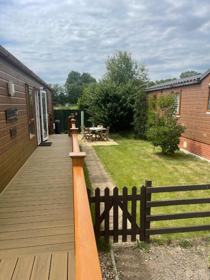 Fern Lodge With Hot Tub Stonham Aspall Exteriör bild