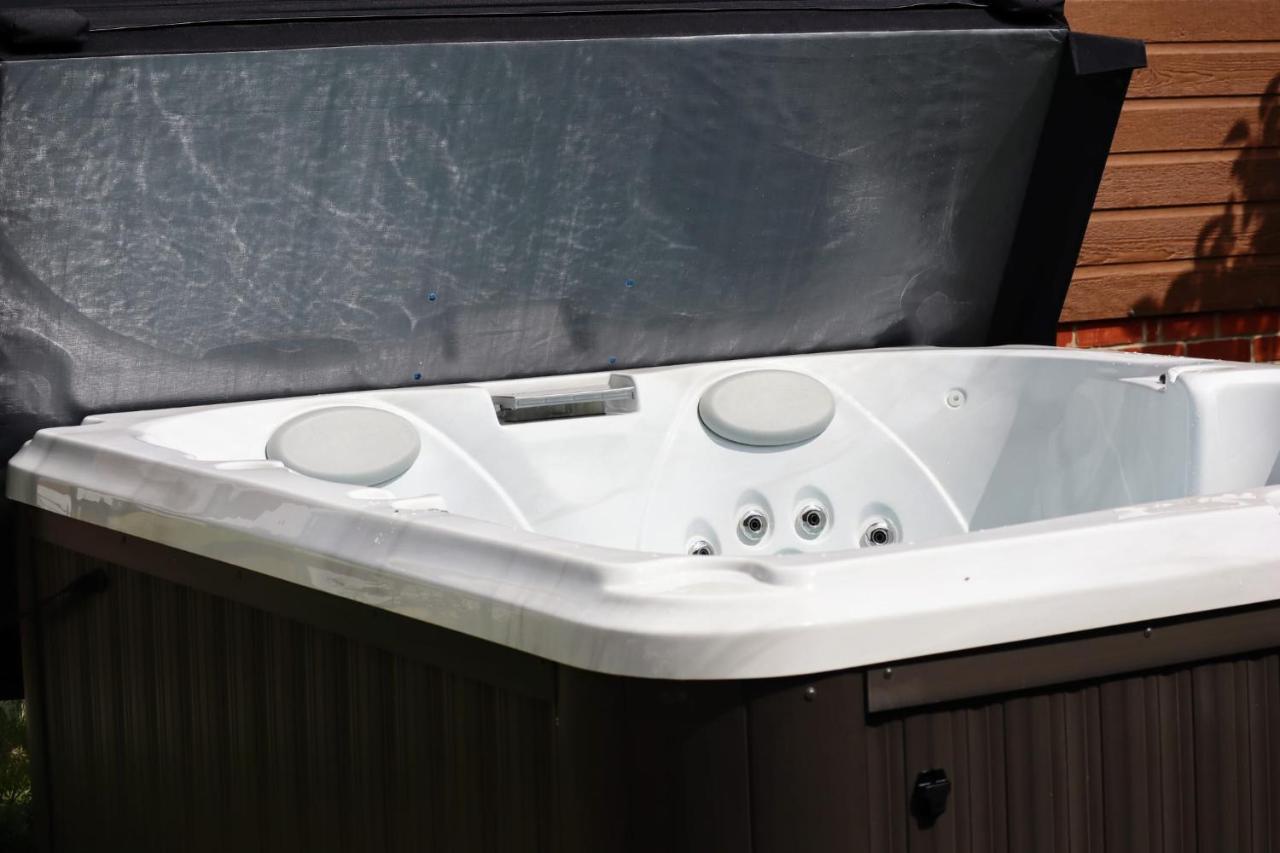 Fern Lodge With Hot Tub Stonham Aspall Exteriör bild